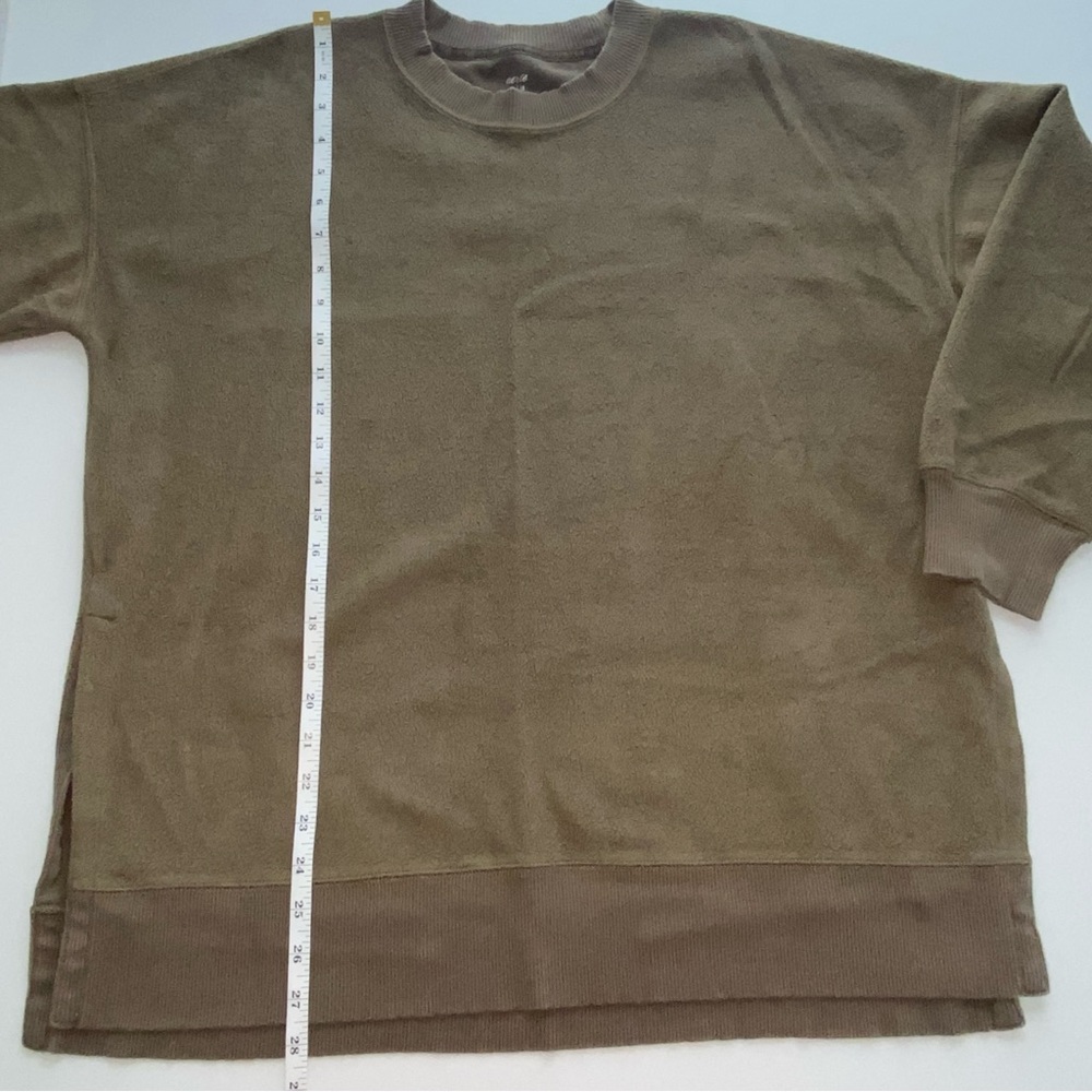 Aerie Oversized Cozy Fleece Olive Green with Side Slits Sweater - Picture 7 of 10